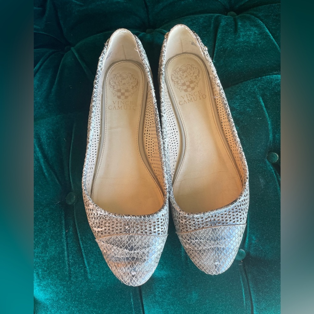 Vince Camuto leather ballet flats Size 7.5
